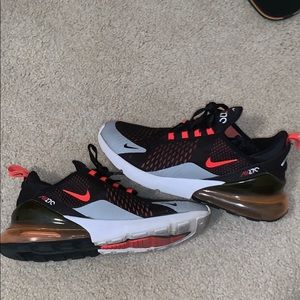 Air Max 270